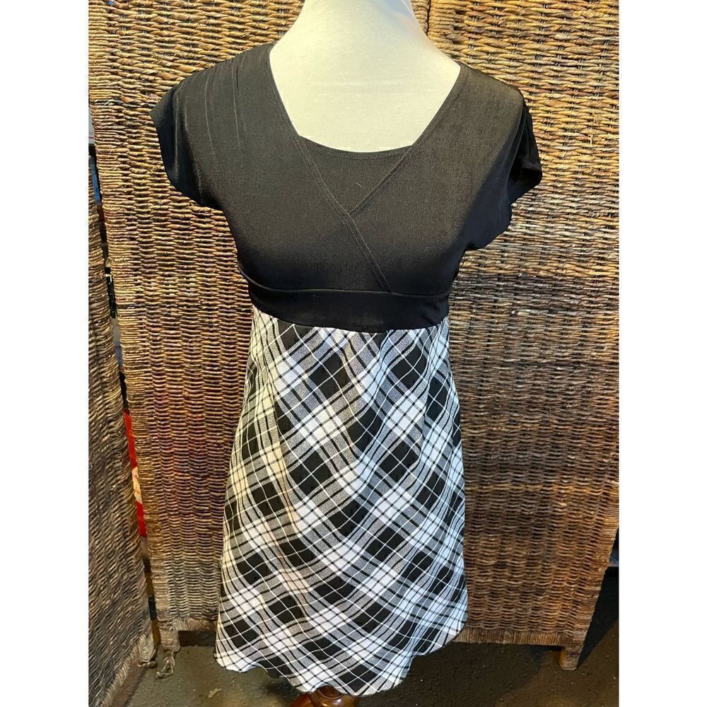 La Belle Girls Dress 16